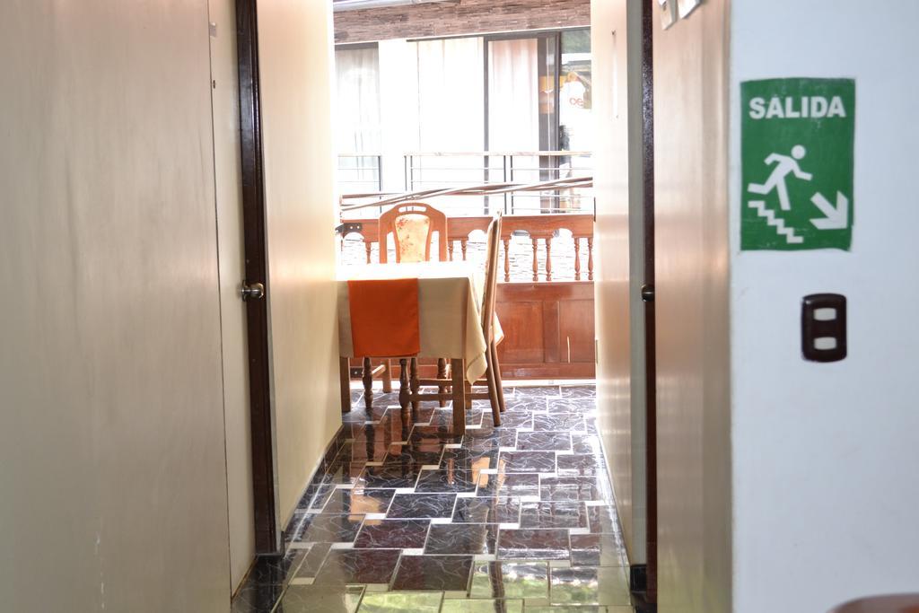 ホテル New Day Machu Picchu Aguas Calientes エクステリア 写真